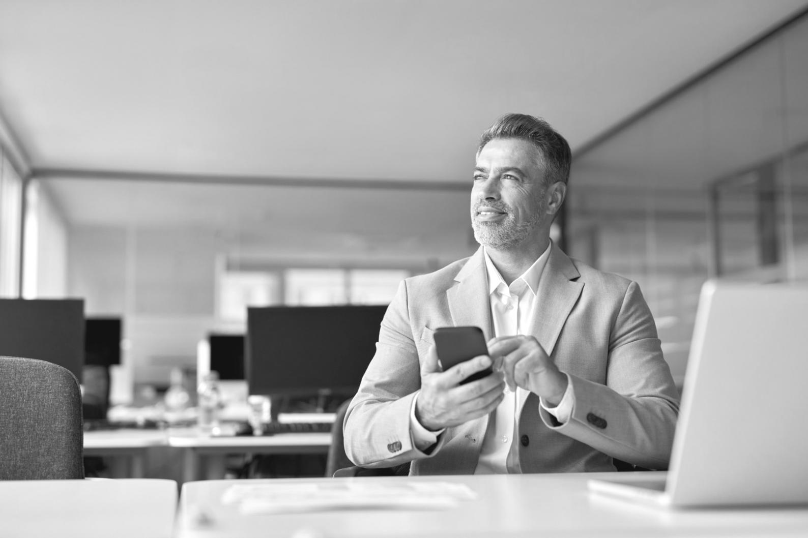 Teilnehmer bei konzentrierter Selbstreflexion